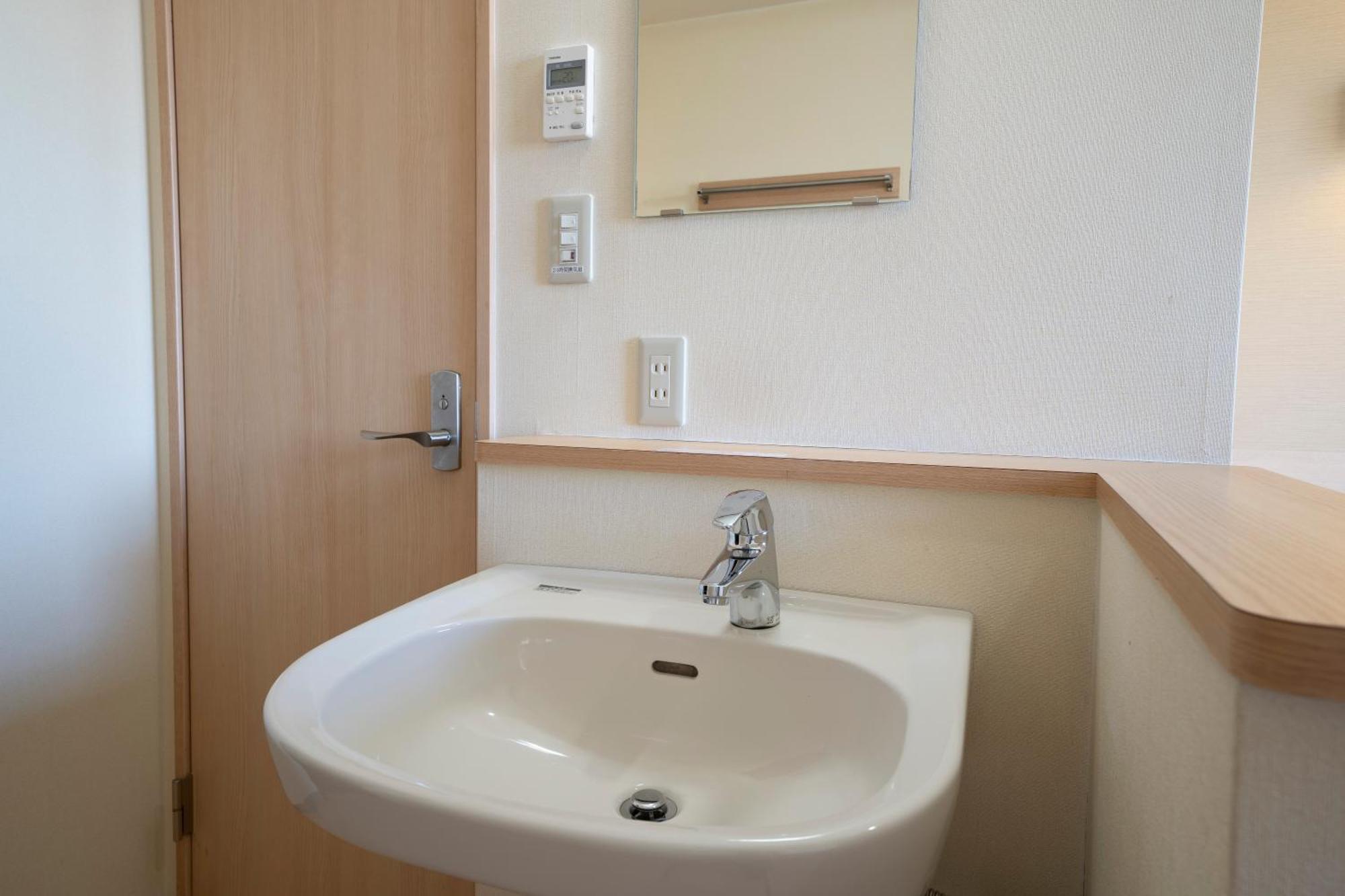 Hotel Monzennoyu Joetsu Ruang foto